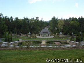 150 Valley Springs Road Asheville, NC 28803 - Photo 6 of 6 a view of a park