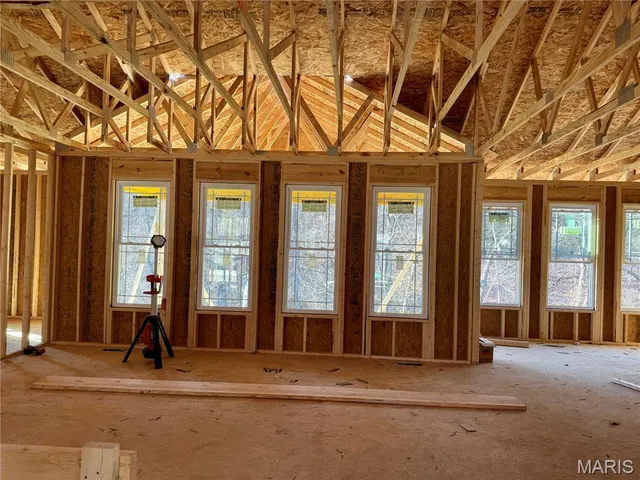 $425,000 | 7943 Walker Meadows Drive, Caseyville, IL 62232