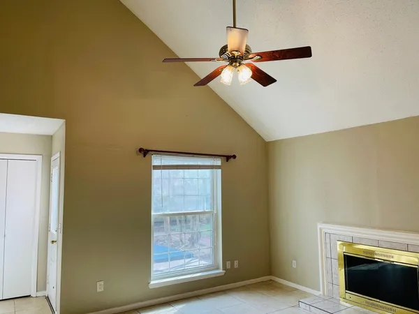 $1,975 | 4715 Rainbow Run, Sugar Land, TX 77479