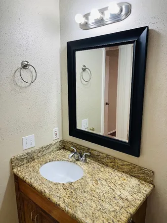 $1,975 | 4715 Rainbow Run, Sugar Land, TX 77479