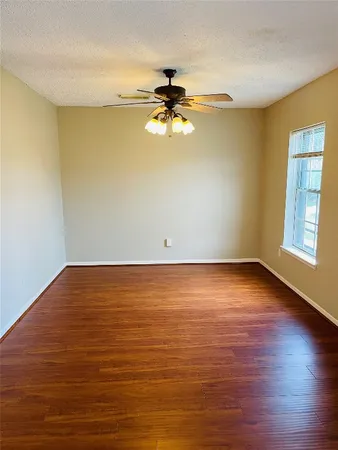 $1,975 | 4715 Rainbow Run, Sugar Land, TX 77479