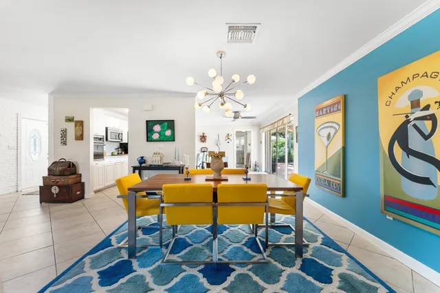 $875,000 | 8415 Pine Tree Lane, Lake Clarke Shores, FL 33406