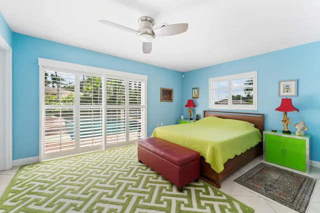 $875,000 | 8415 Pine Tree Lane, Lake Clarke Shores, FL 33406