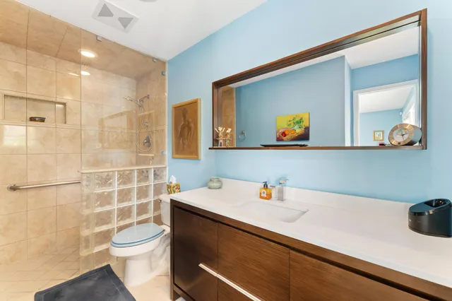 $875,000 | 8415 Pine Tree Lane, Lake Clarke Shores, FL 33406