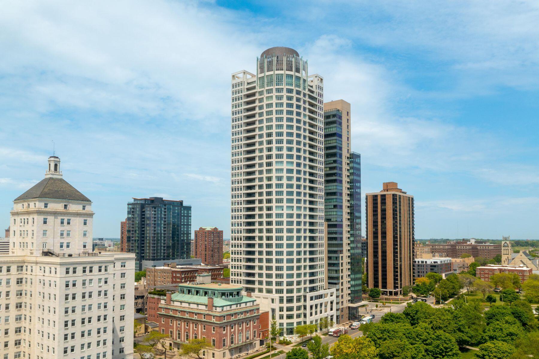 825 North Prospect Avenue, Unit 3202 Milwaukee, WI 53202 - Photo 1 of 1 University Club Tower
