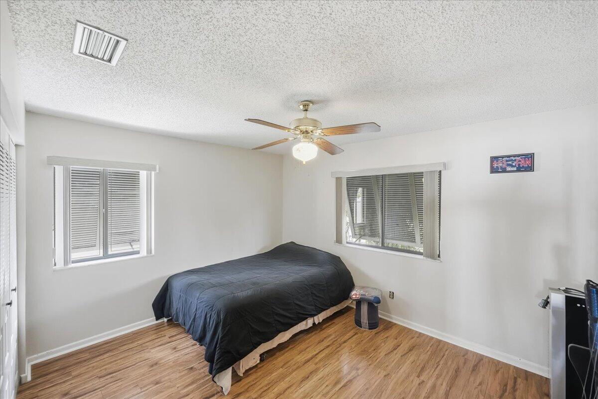 8301 Southwest 27th Place Davie, FL 33328 - Photo 15 of 41 12-DSC2403