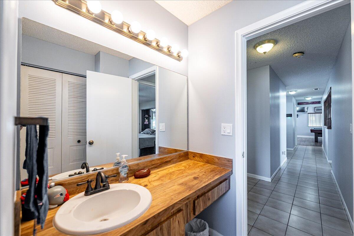 8301 Southwest 27th Place Davie, FL 33328 - Photo 17 of 41 16-DSC2416