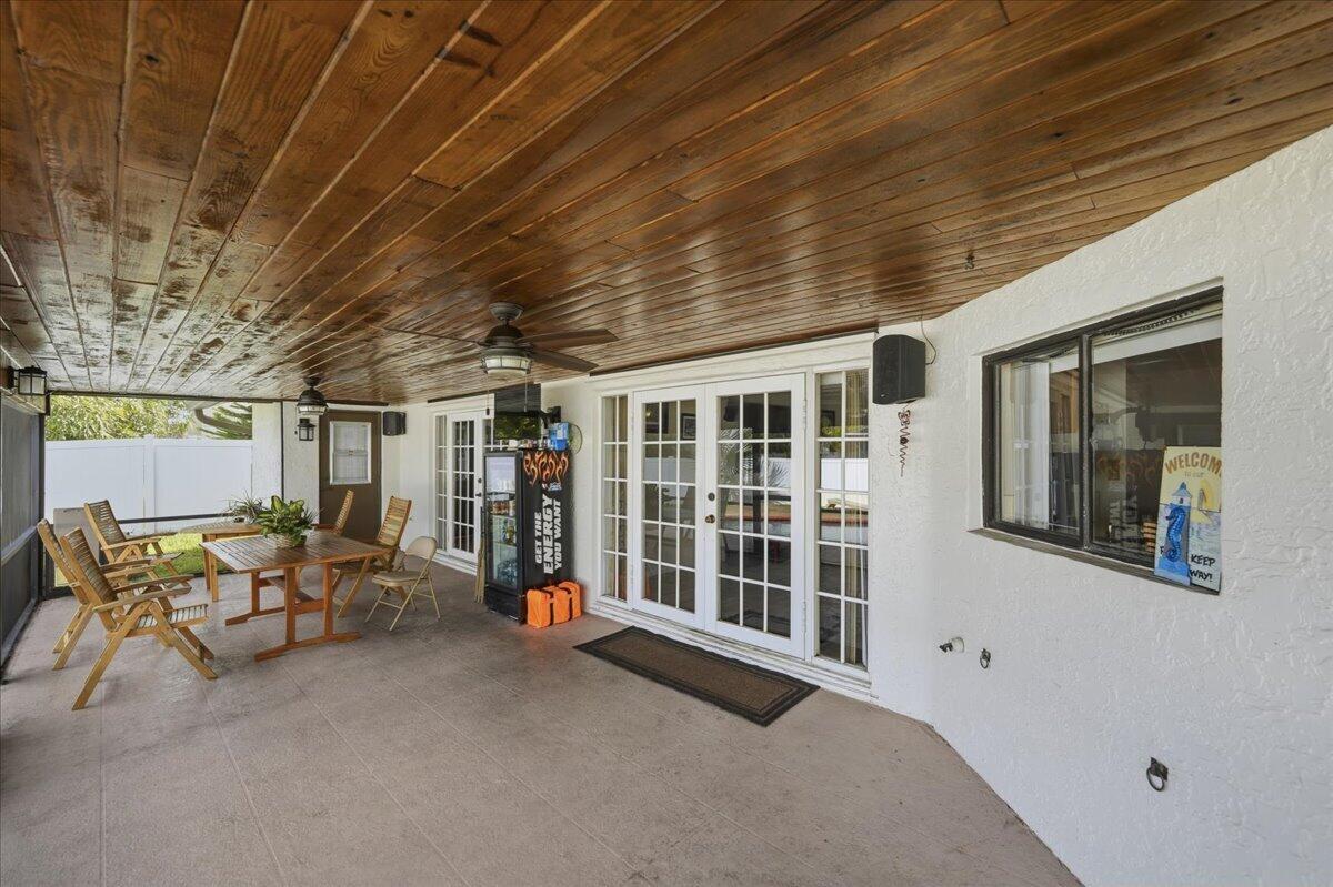 8301 Southwest 27th Place Davie, FL 33328 - Photo 23 of 41 27-DSC2441