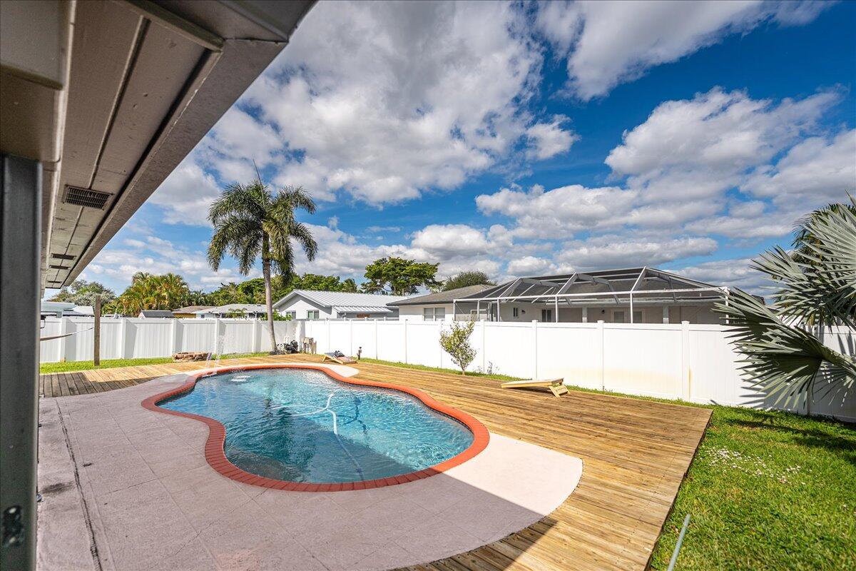 8301 Southwest 27th Place Davie, FL 33328 - Photo 33 of 41 40-DSC2463