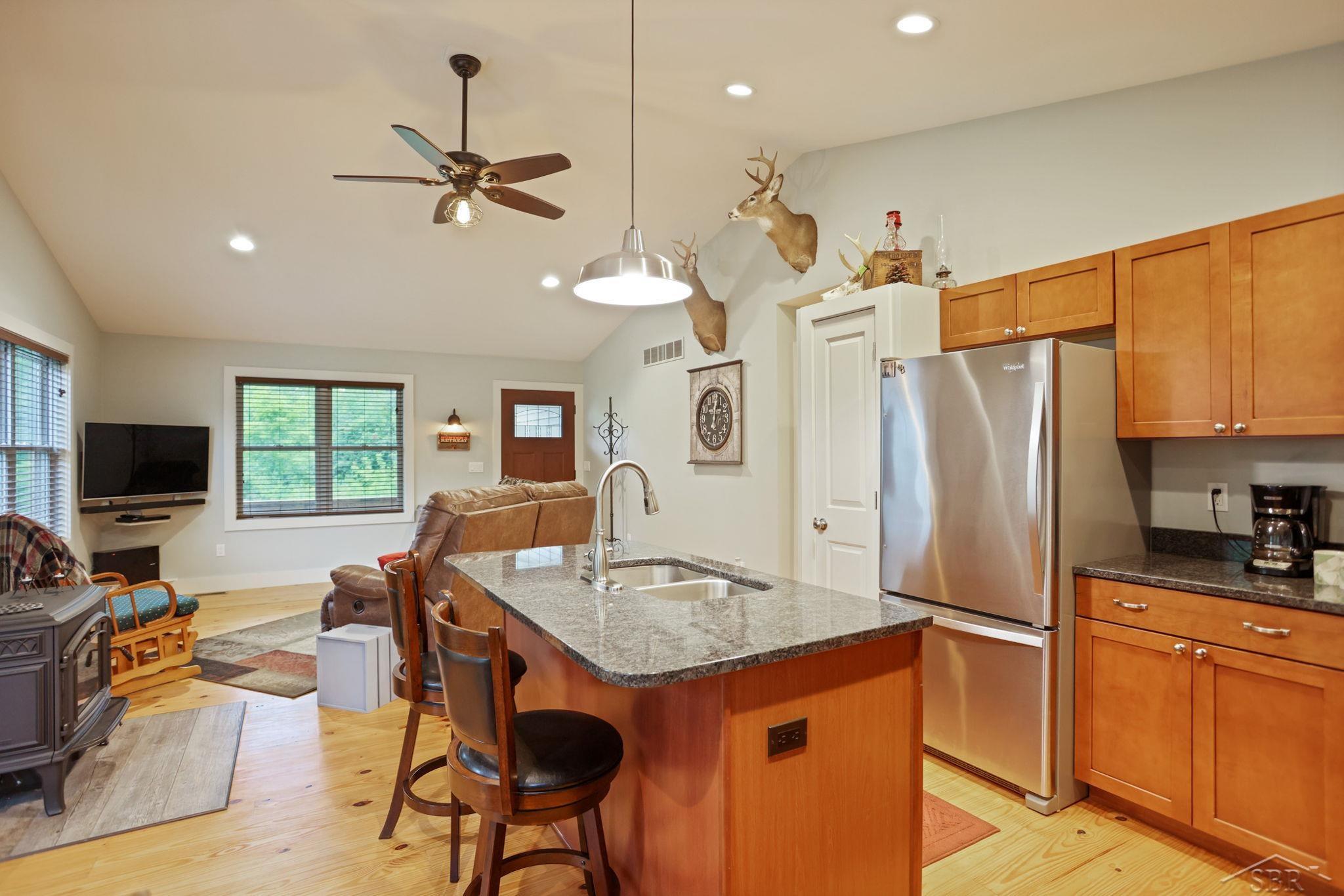 4179 Coldwater Road Flint, MI 48504 - Photo 21 of 76 50120504-20.JPG