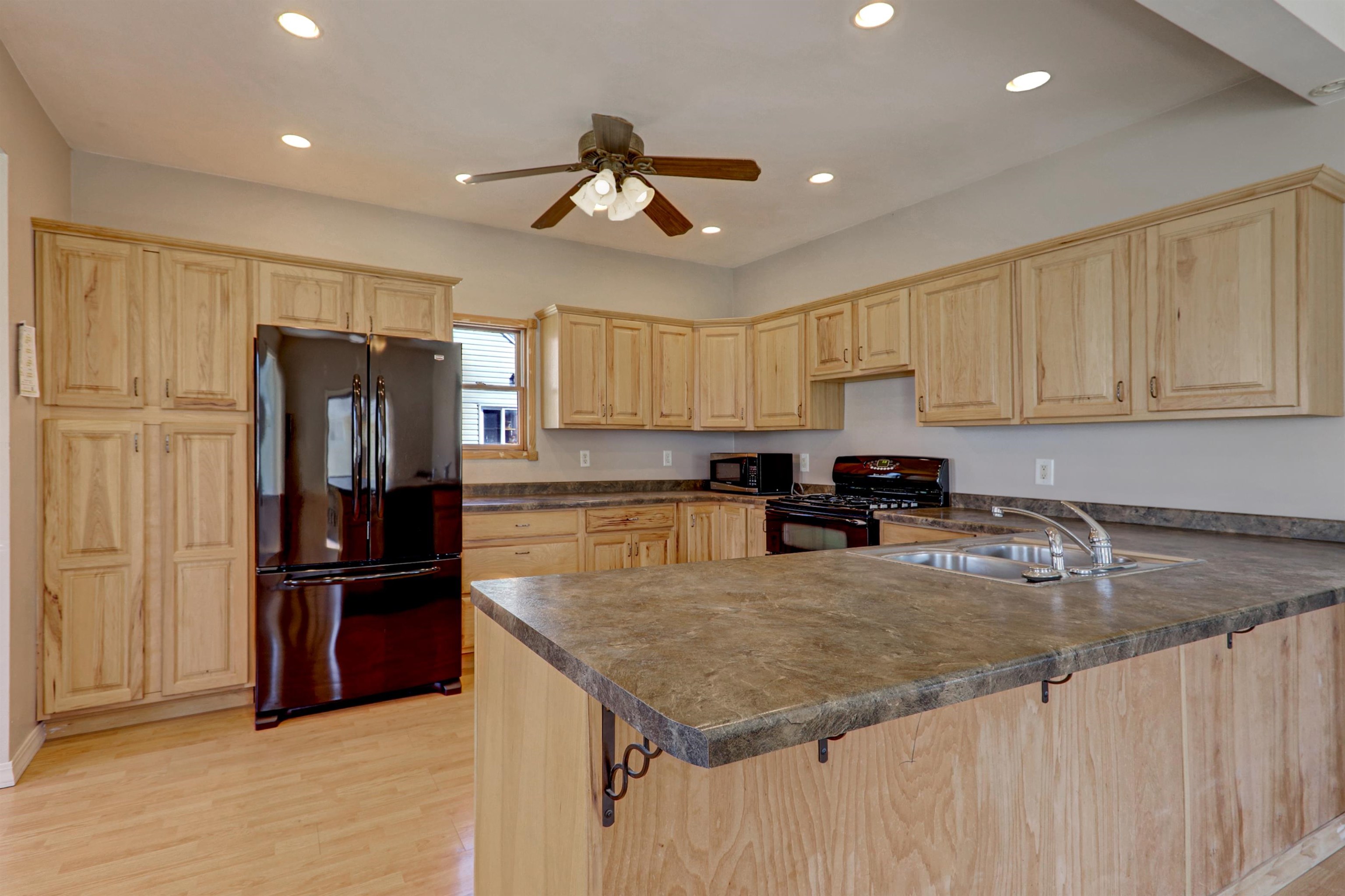 241 South James Street Kimberly, WI 54136 - Photo 13 of 45