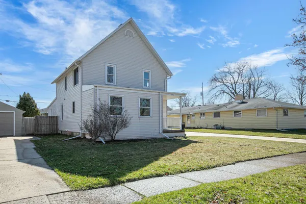 $220,000 | 241 South James Street, Kimberly, WI 54136