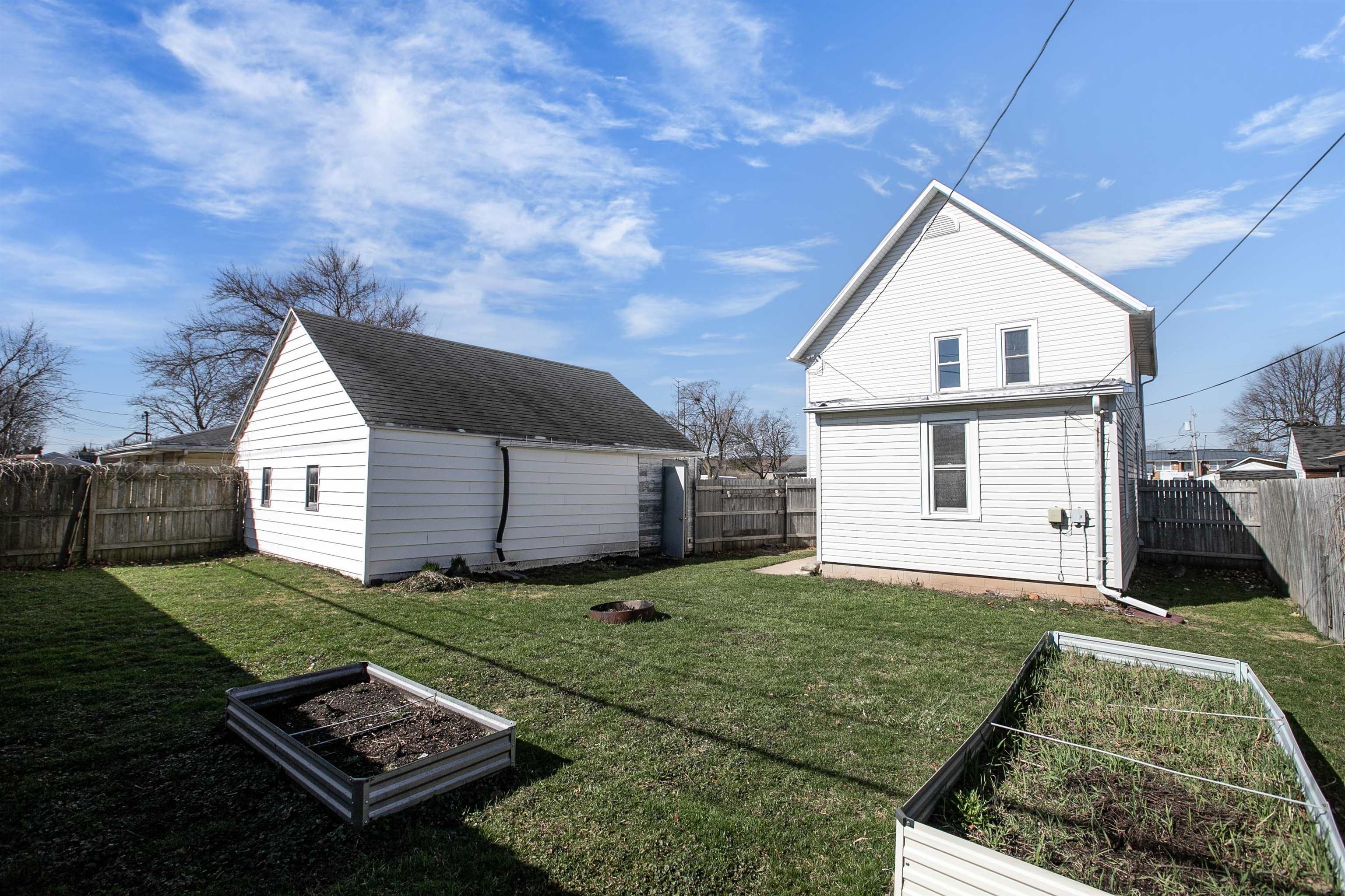 241 South James Street Kimberly, WI 54136 - Photo 8 of 45