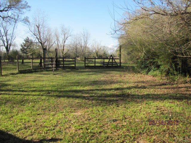 1186 Lewis Road Milton, FL 32570 - Photo 18 of 32 Gallery Image 18