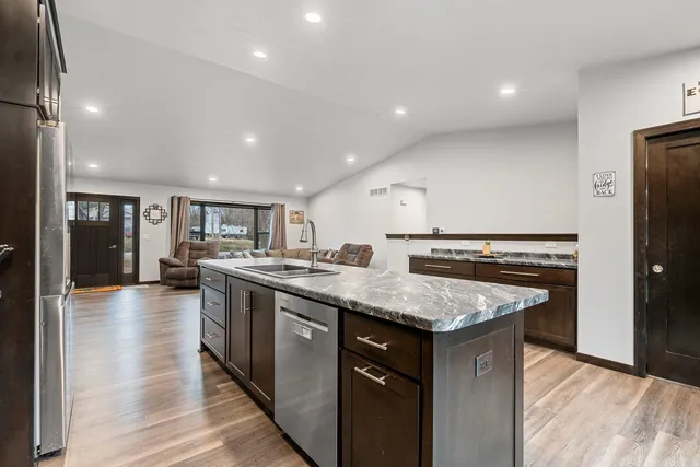 $850,000 | W9566 County Rd JJ, Hortonville, WI 54944