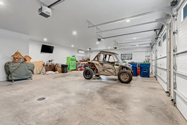 $815,000 | W9566 County Rd JJ, Hortonville, WI 54944