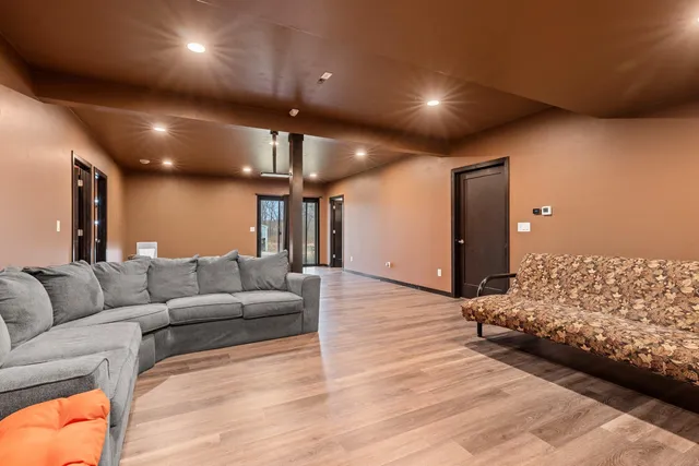 $850,000 | W9566 County Rd JJ, Hortonville, WI 54944