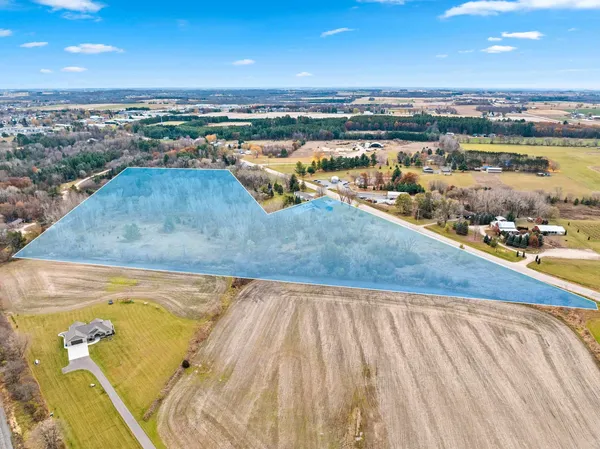 $815,000 | W9566 County Rd JJ, Hortonville, WI 54944