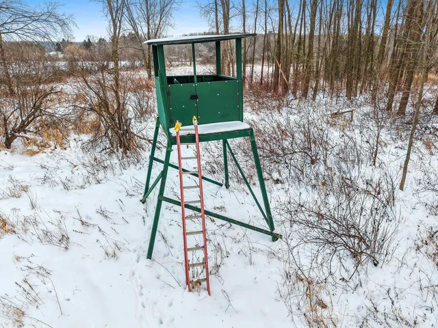 $850,000 | W9566 County Rd JJ, Hortonville, WI 54944