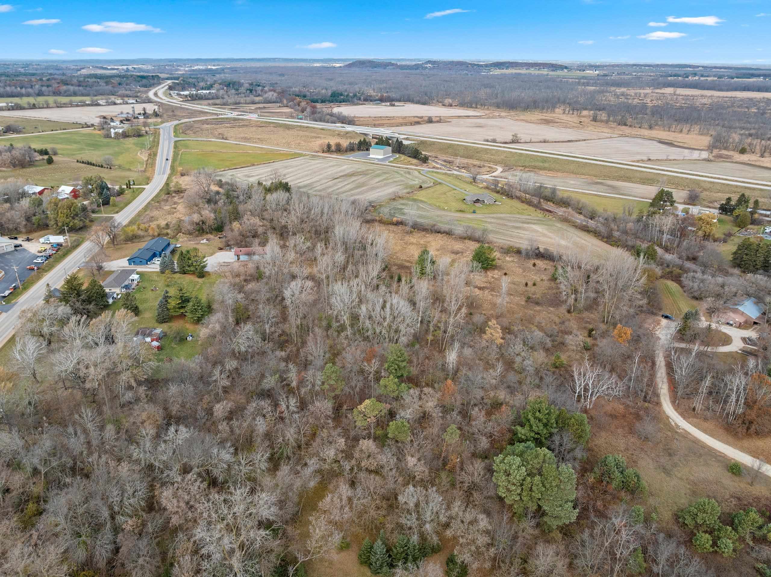 W9566 County Rd JJ Hortonville, WI 54944 - Photo 9 of 77