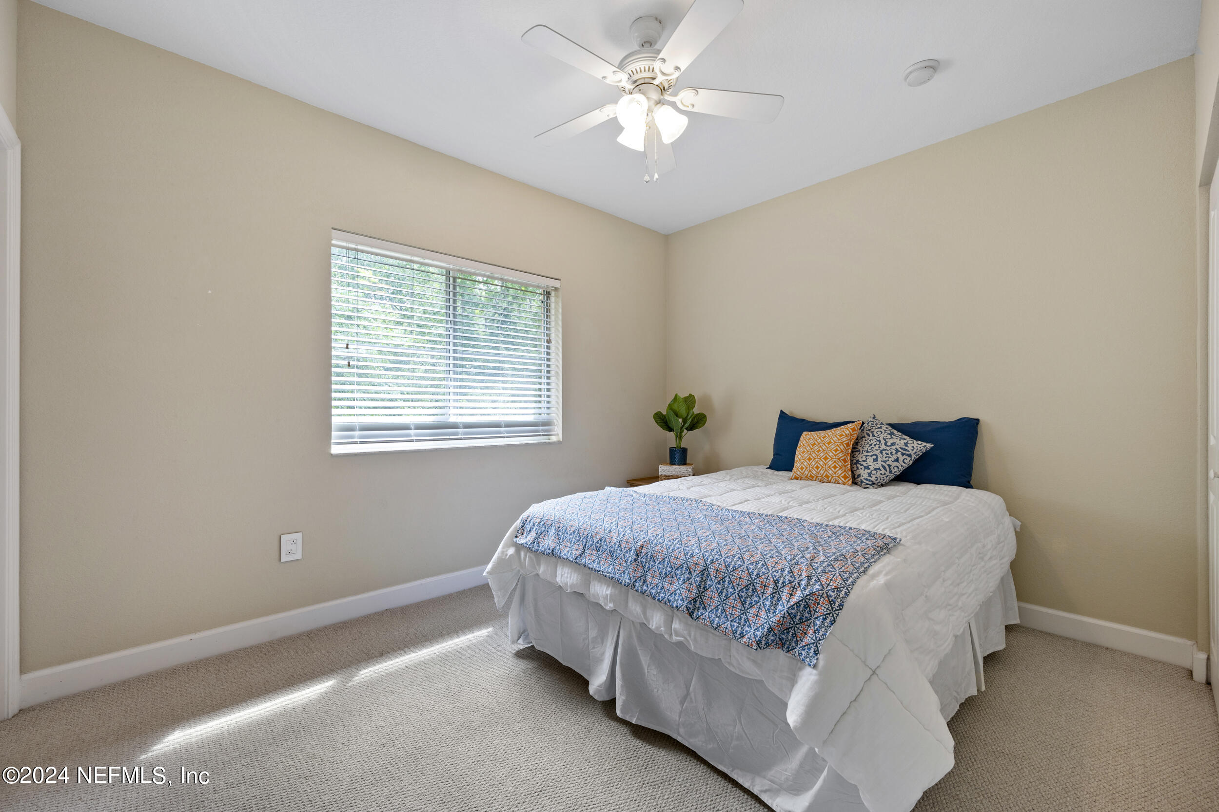 9745 Touchton Road, Unit 924 Jacksonville, FL 32246 - Photo 13 of 24 Secondary bedroom