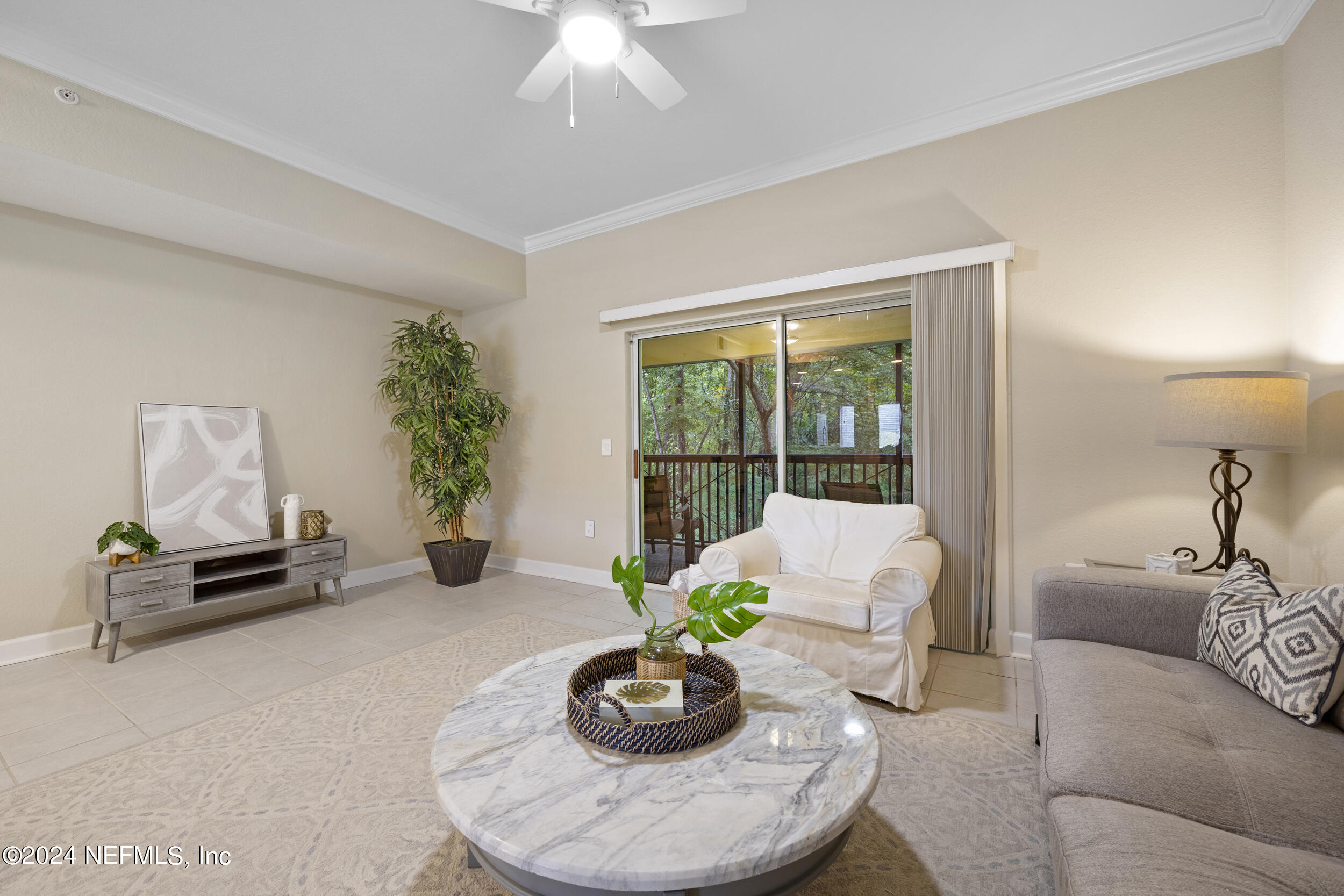 9745 Touchton Road, Unit 924 Jacksonville, FL 32246 - Photo 8 of 24 Living room