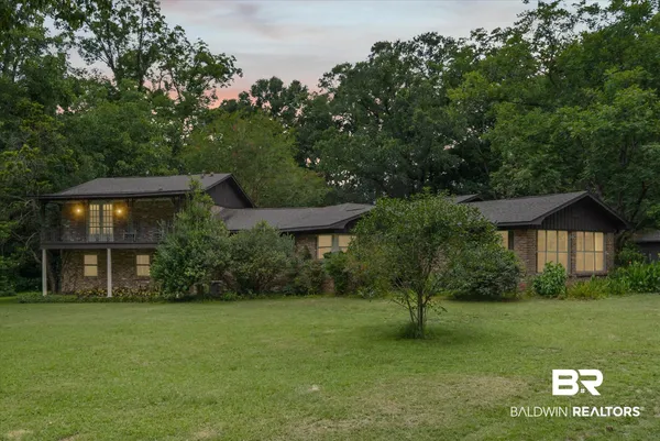 $1,800,000 | 8624 Morphy Avenue, Fairhope, AL 36532