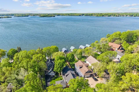 $2,995,000 | 5325 Edsall Road, Mound, MN 55364