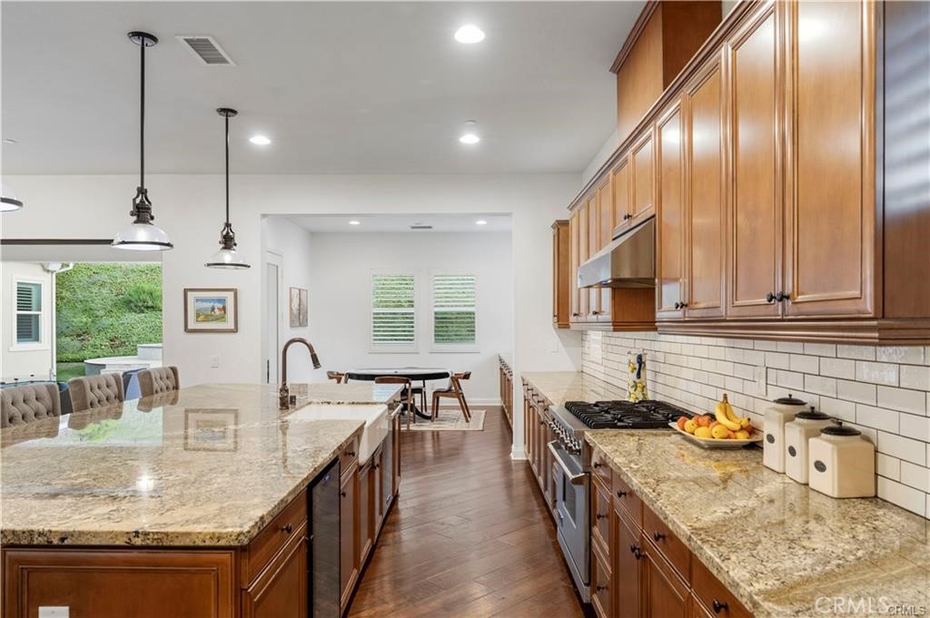 24949 Old Stone Way Stevenson Ranch, CA 91381 - Photo 16 of 75