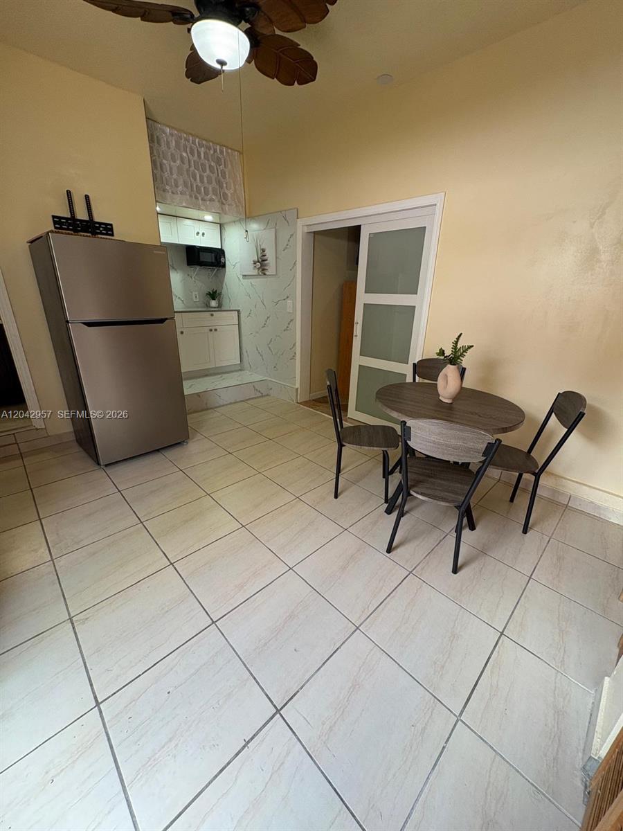 15470 Southwest 47th Street Miami, FL 33185 - Photo 3 of 10