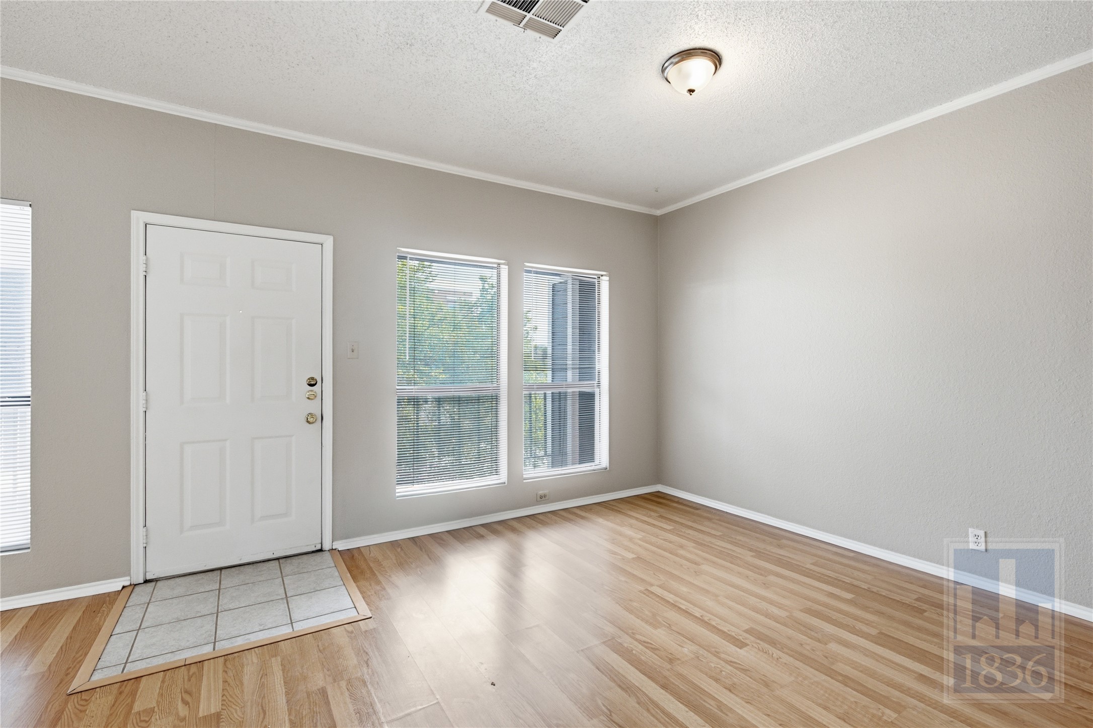 2804 Rio Grande Street, Unit 303 Austin, TX 78705 - Photo 10 of 20 Gallery Image 10