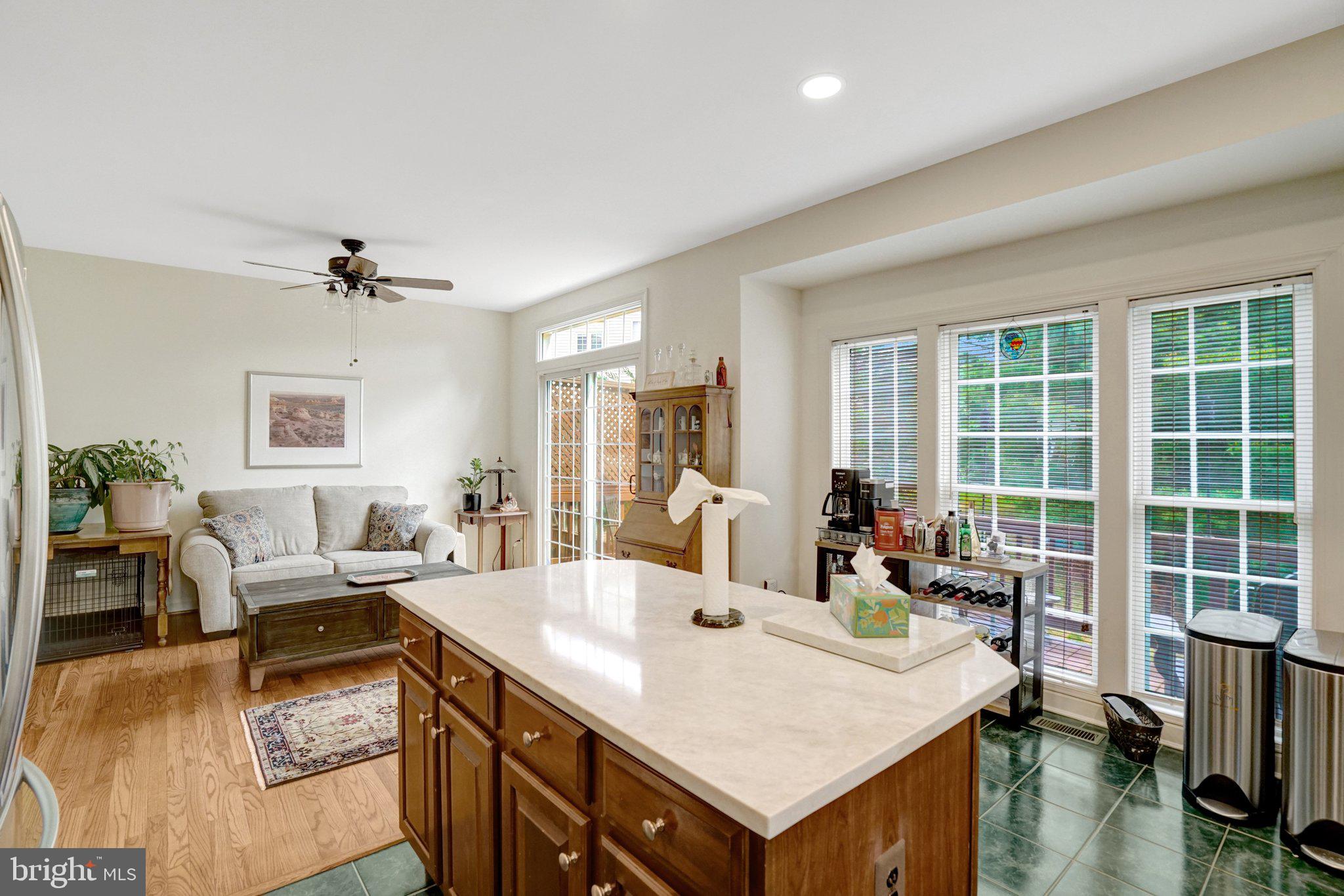 6449 Katherine Ann Lane Springfield, VA 22150 - Photo 12 of 32