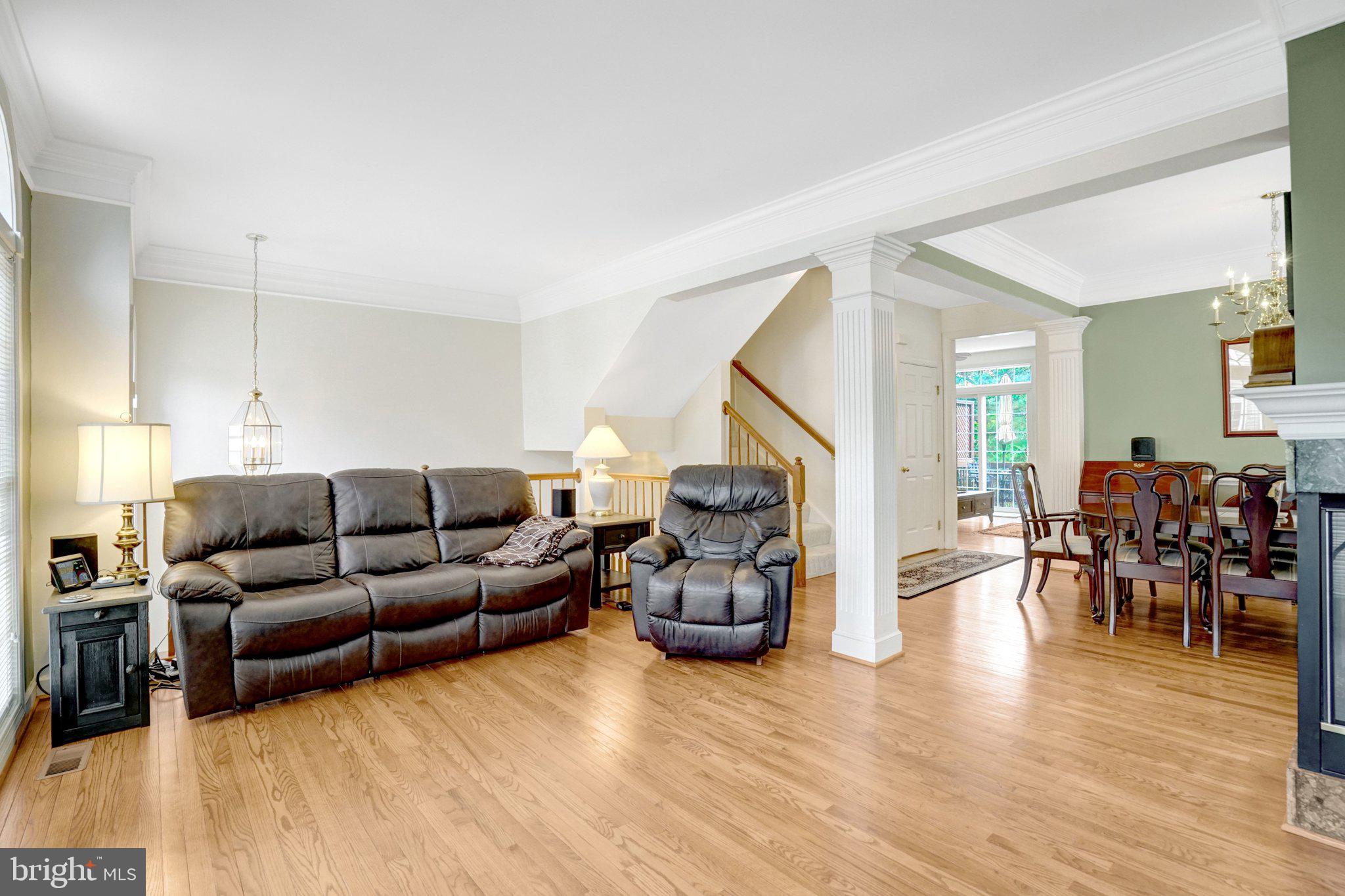 6449 Katherine Ann Lane Springfield, VA 22150 - Photo 5 of 32