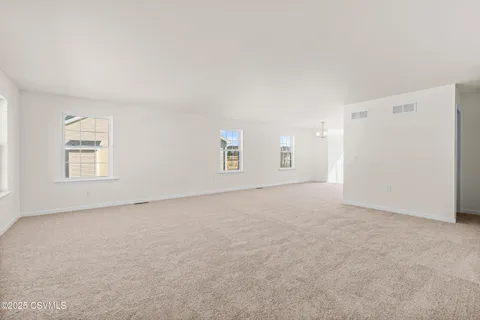 $398,000 | 107 St Andrews Way, Selinsgrove, PA 17870
