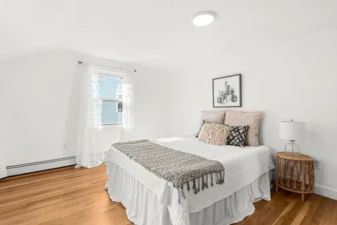 $979,000 | 104 Wendell Street, Winchester, MA 01890