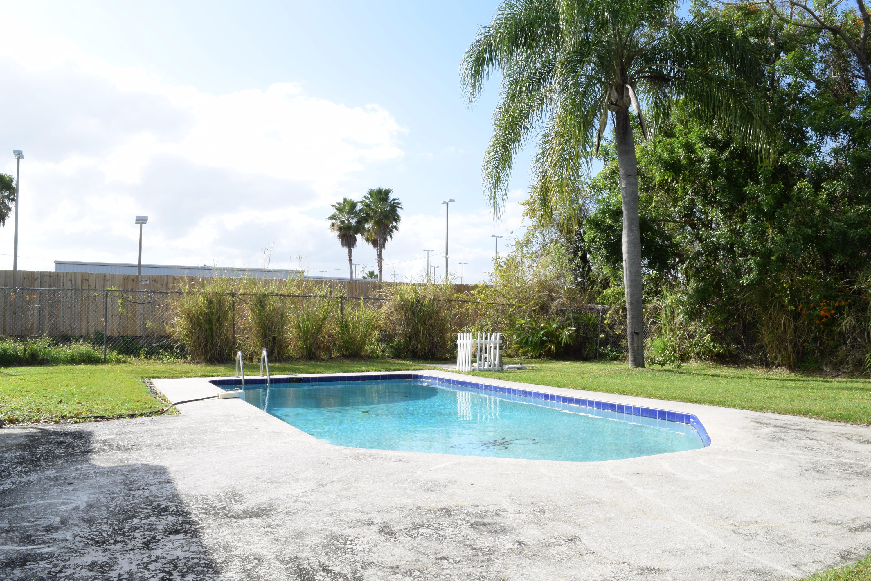 204 East Weatherbee Road Fort Pierce, FL 34982 - Photo 29 of 33 DSC_0041