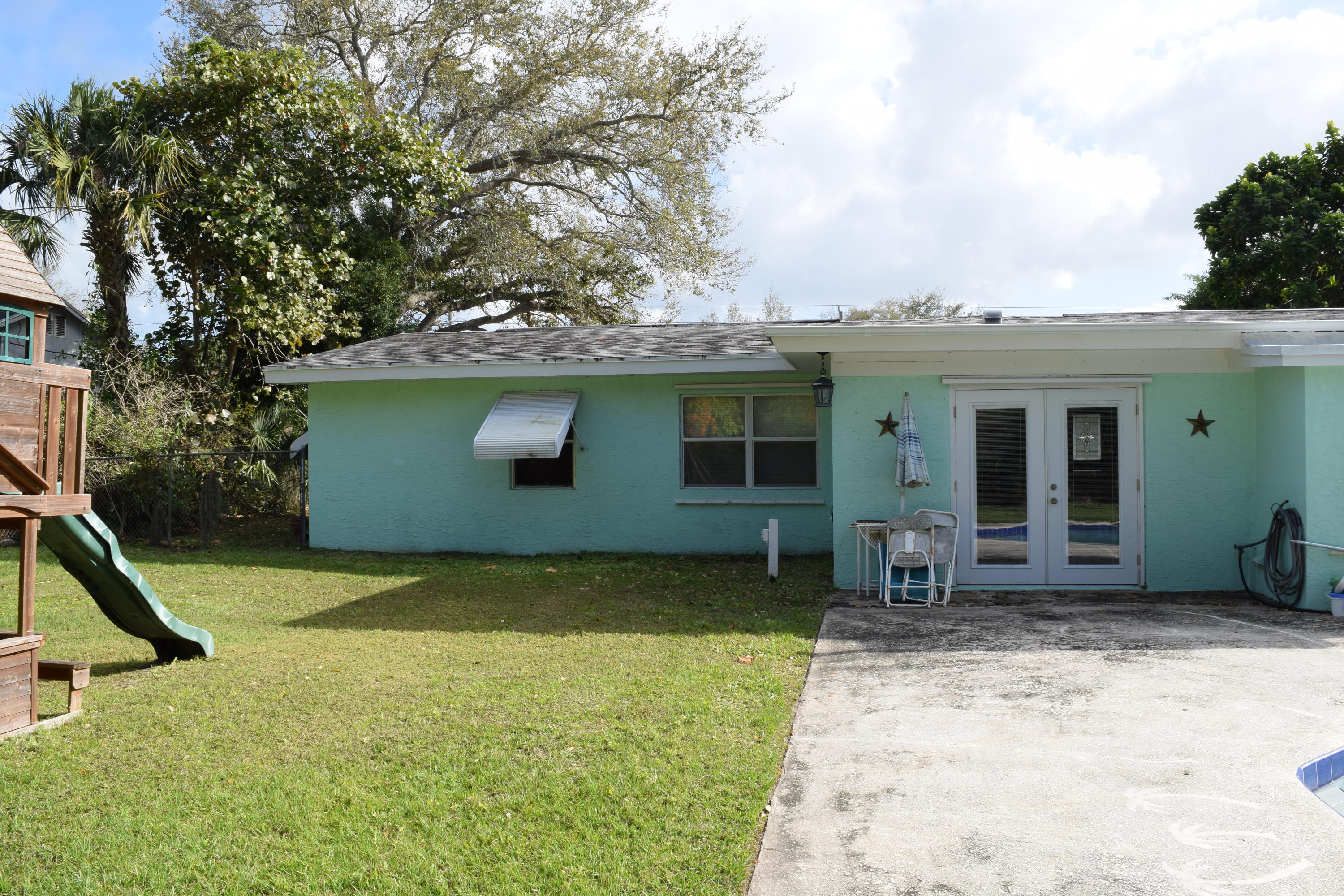 204 East Weatherbee Road Fort Pierce, FL 34982 - Photo 32 of 33 DSC_0044