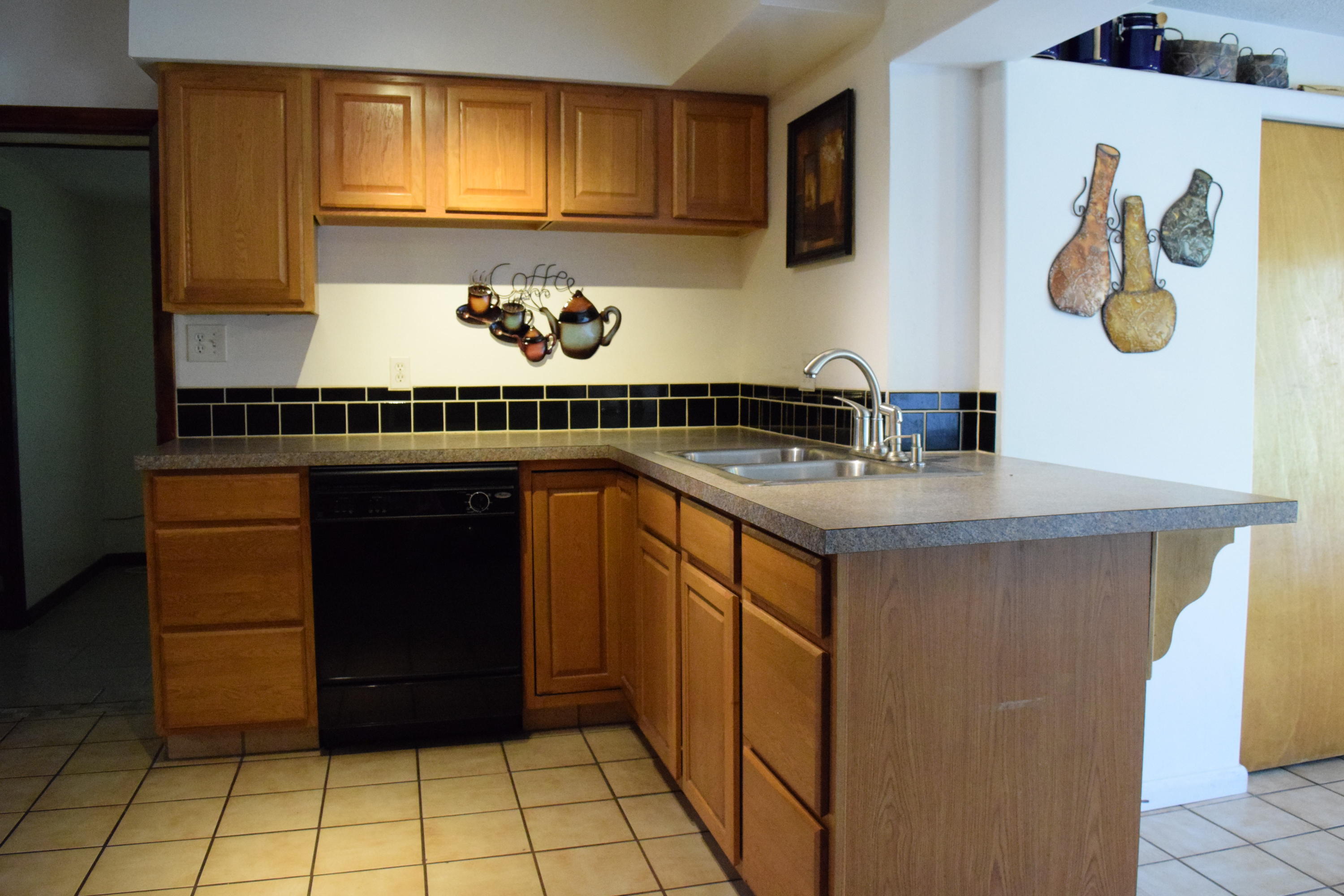 204 East Weatherbee Road Fort Pierce, FL 34982 - Photo 8 of 33 DSC_0060