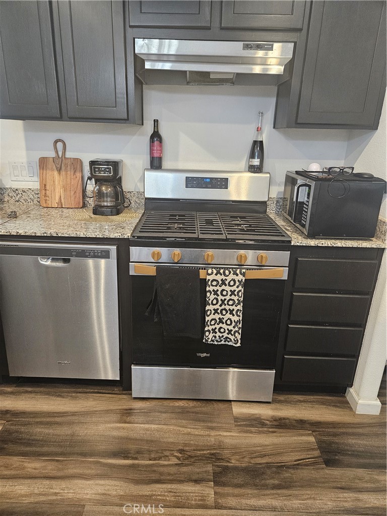 3825 Valley Boulevard, Unit 36 Walnut, CA 91789 - Photo 7 of 14 Kitchen