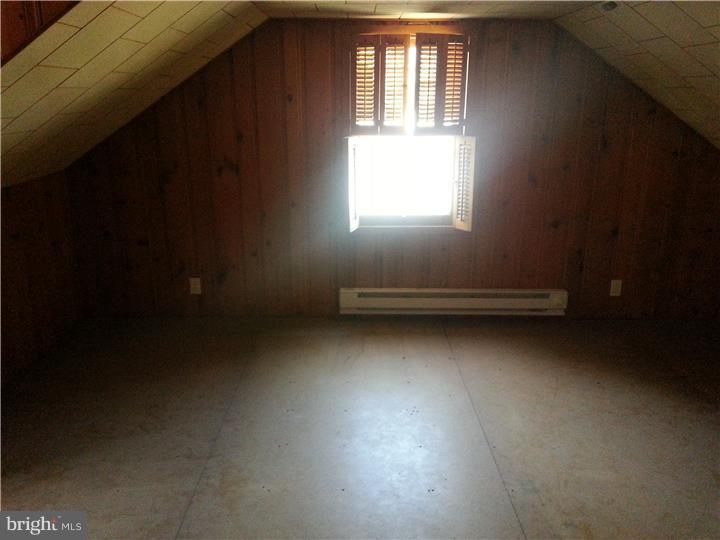3310 Edinburgh Road Allentown, PA 18104 - Photo 9 of 14 Gallery Image 9