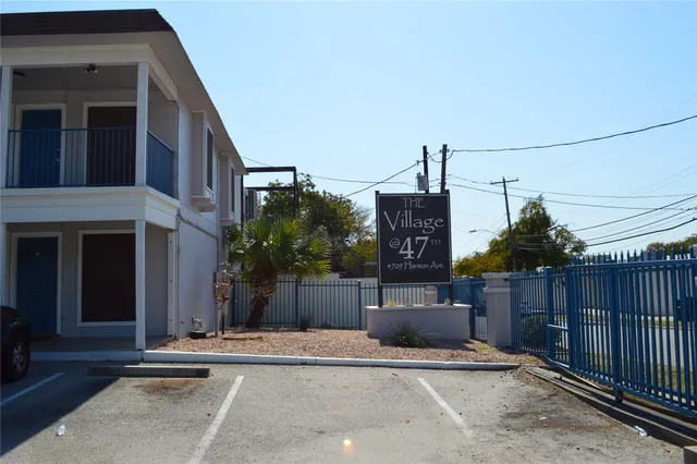 a house view with a outdoor space