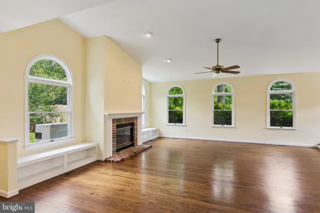 $10,000 | 276 Dodds Lane, Princeton, NJ 08540