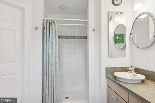 $10,000 | 276 Dodds Lane, Princeton, NJ 08540