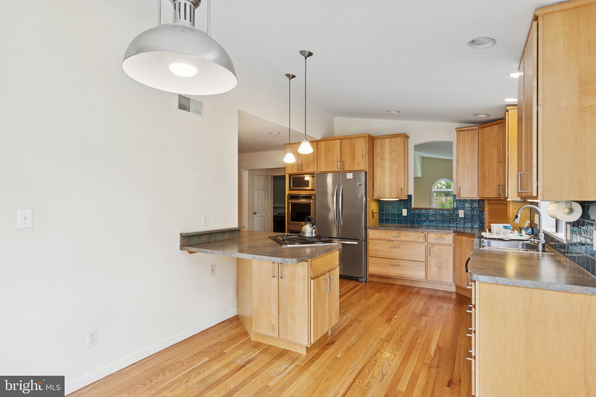 276 Dodds Lane Princeton, NJ 08540 - Photo 10 of 46