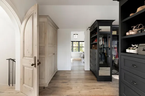 $4,500,000 | 1910 Knox Avenue South, Minneapolis, MN 55403