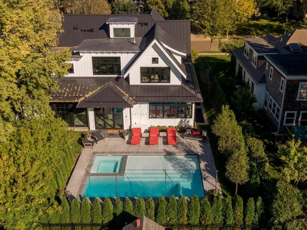 $4,500,000 | 1910 Knox Avenue South, Minneapolis, MN 55403