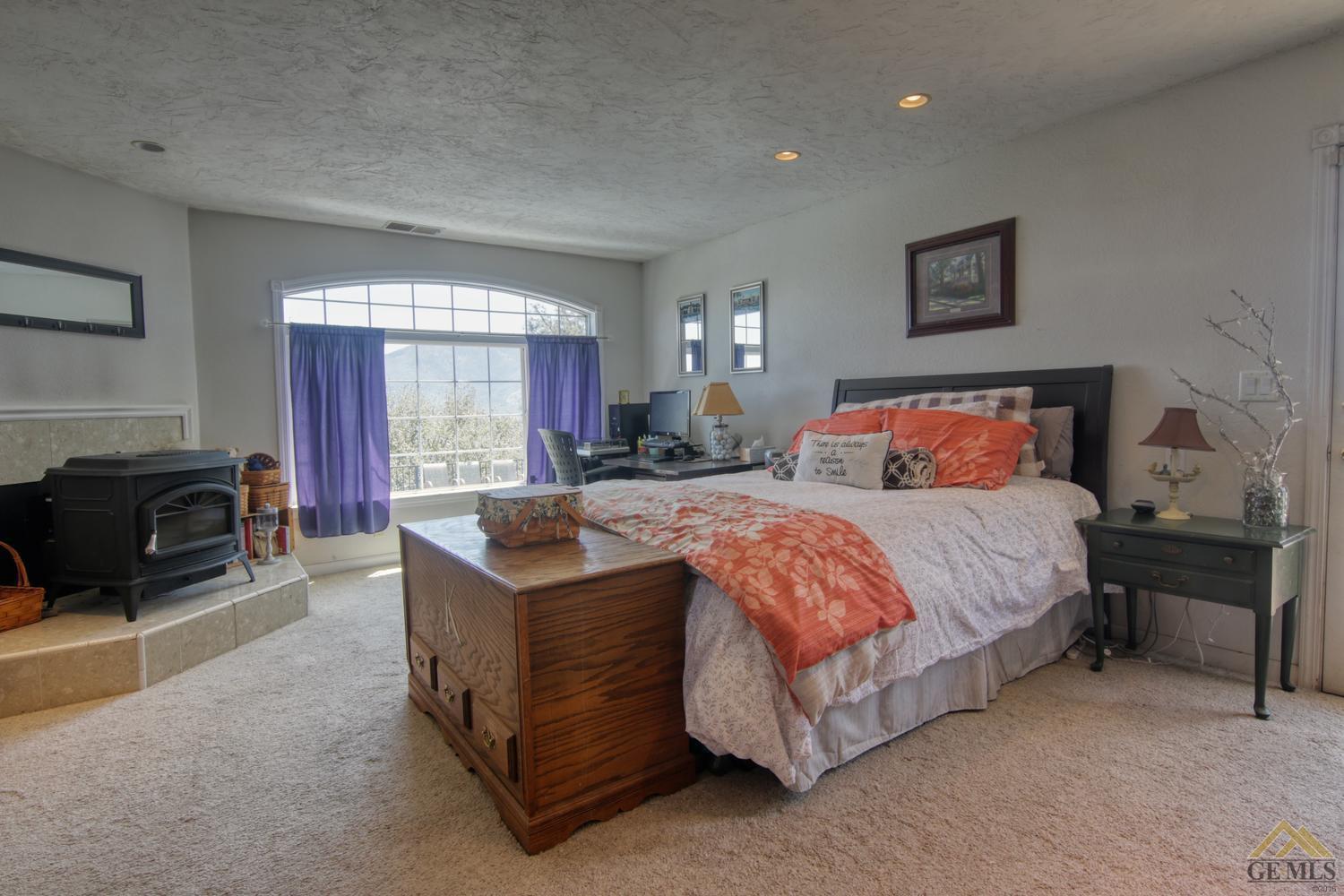 19350 Jacks Hill Road Tehachapi, CA 93561 - Photo 15 of 36 Gallery Image 15