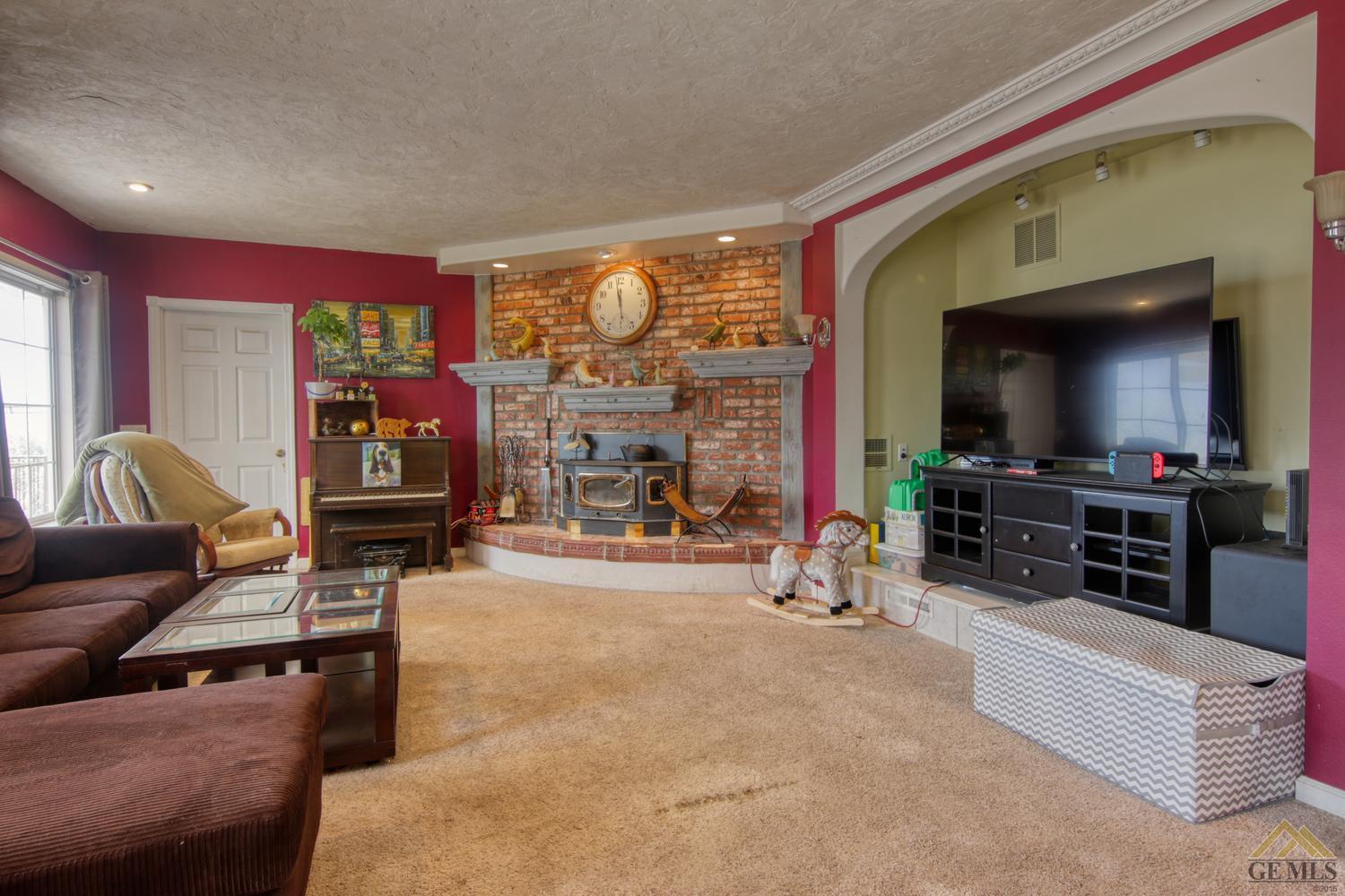 19350 Jacks Hill Road Tehachapi, CA 93561 - Photo 5 of 36 Gallery Image 5