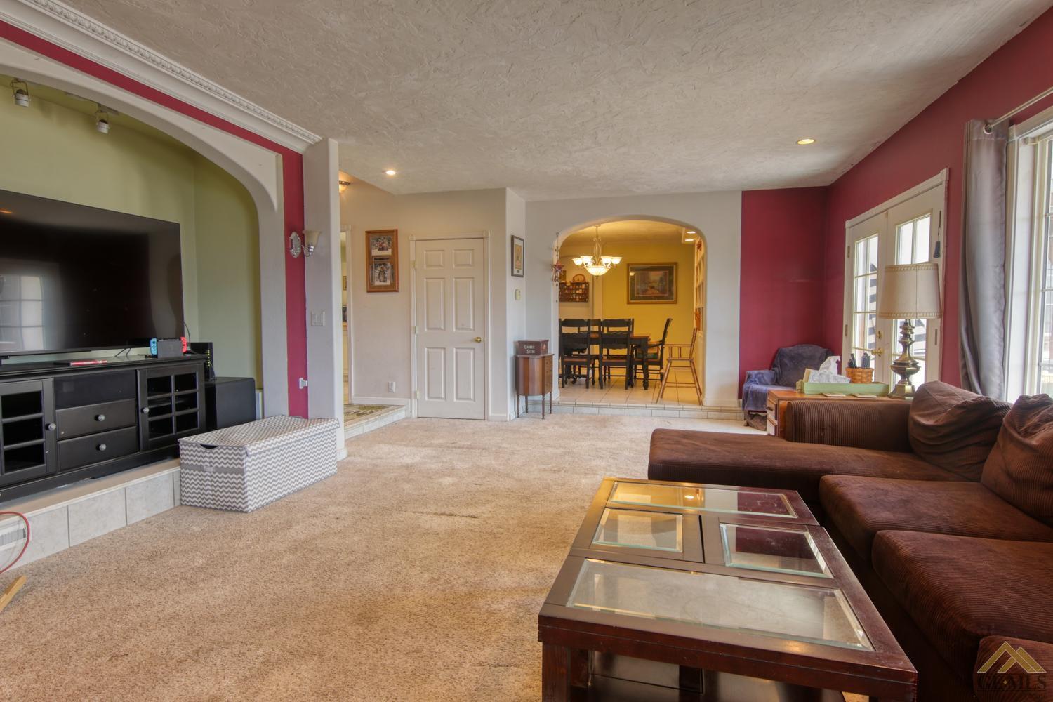 19350 Jacks Hill Road Tehachapi, CA 93561 - Photo 7 of 36 Gallery Image 7