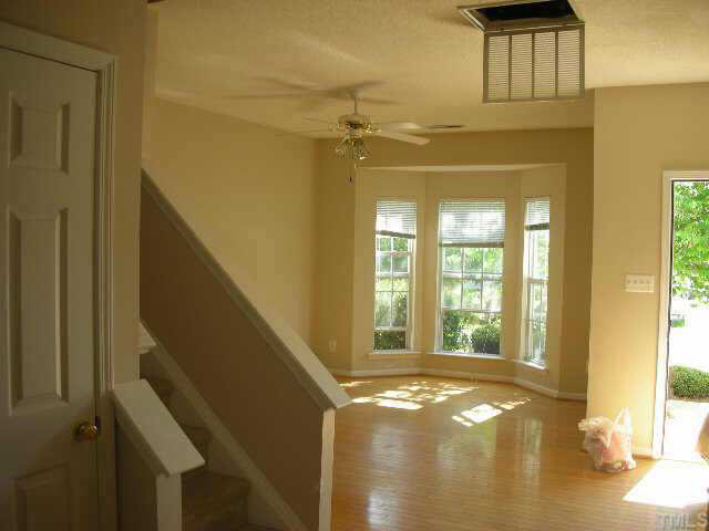 1135 Lake Moraine Place Raleigh, NC 27607 - Photo 5 of 9 Living Room